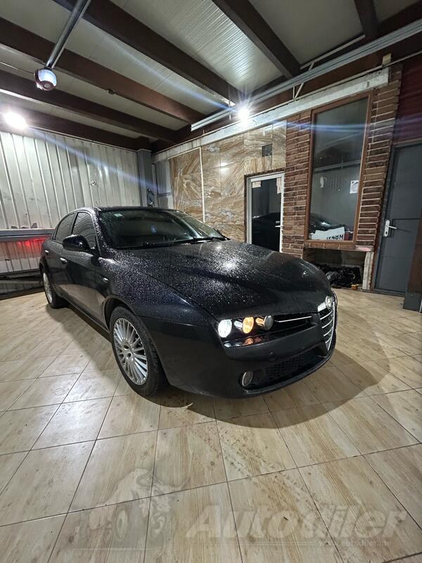 Alfa Romeo - 159 - 1.9jtdm