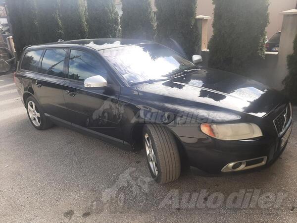 Volvo - V70 - 2.0 tdi