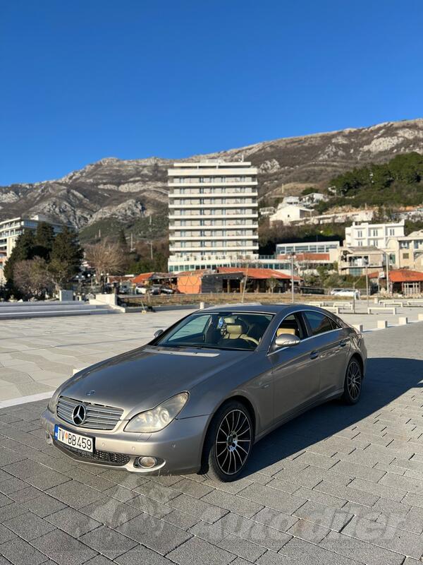 Mercedes Benz - CLS 320 - 320