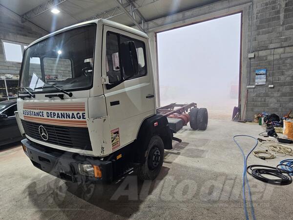 Mercedes Benz - 8.14