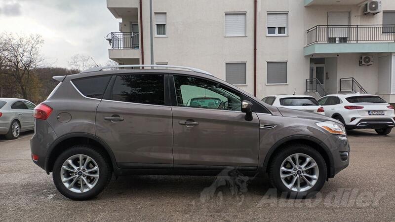 Ford - Kuga - TITANIUM S
