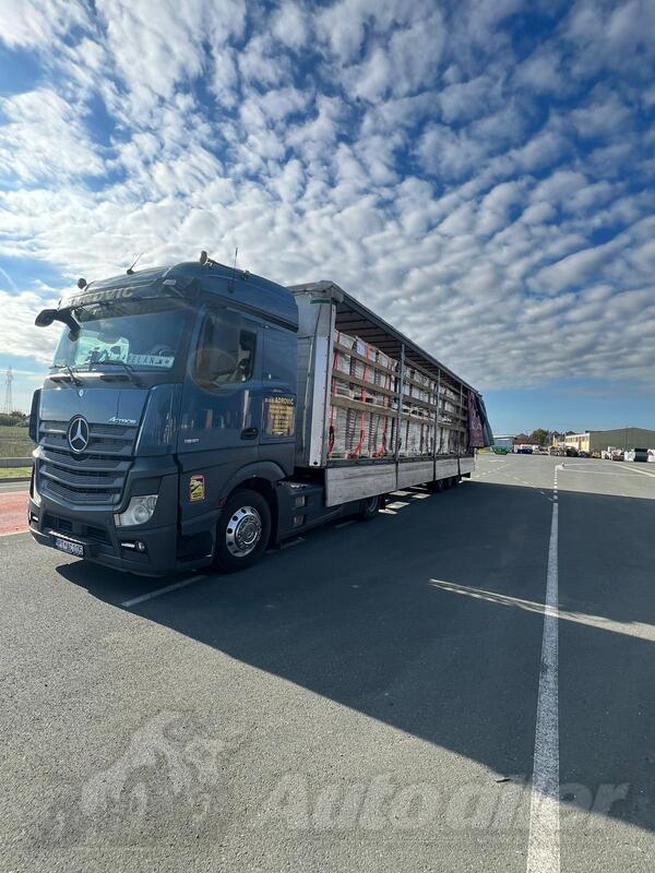 Mercedes Benz - 1851