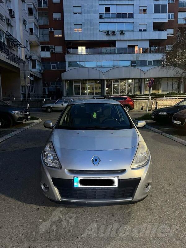 Renault - Clio - Expression 1.2 16v