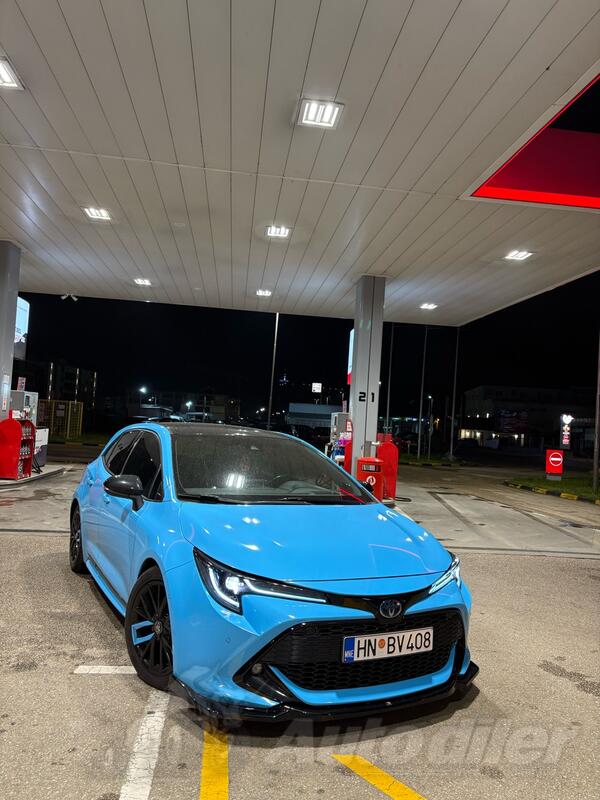Toyota - Corolla - 2.0 Benz/hybrid