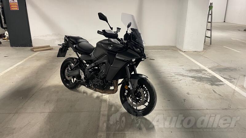 Yamaha - Tracer 9