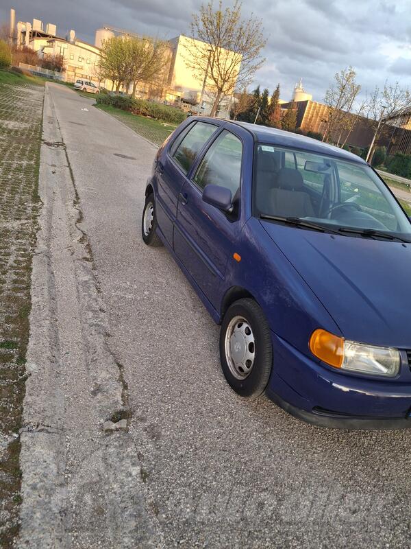 Volkswagen - Polo - 1.3