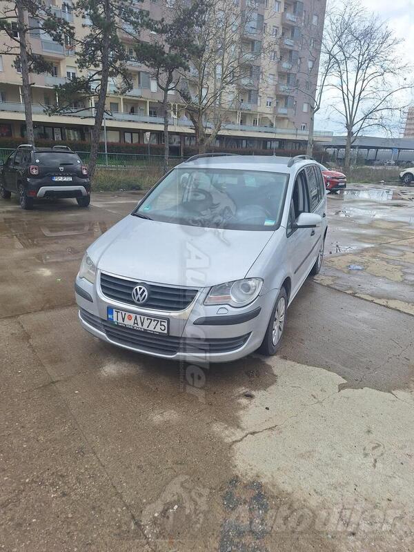 Volkswagen - Touran - 1.9 bls