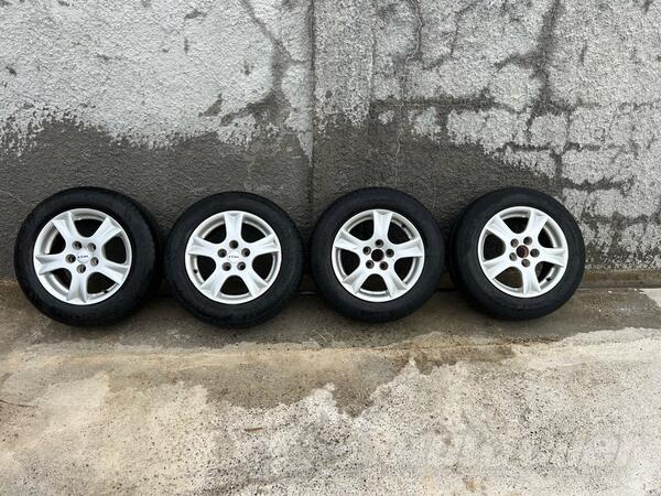 Rial felne i Pirelli gume