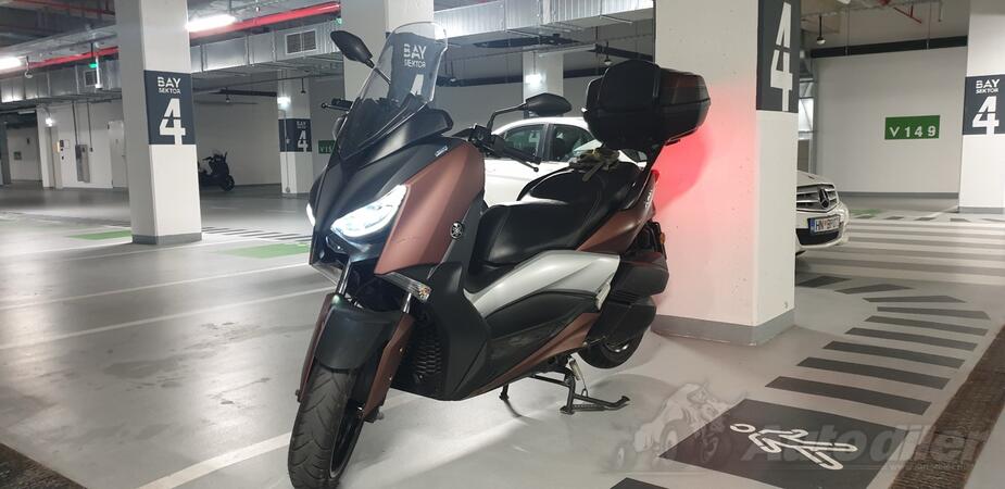 Yamaha - X-Max 300