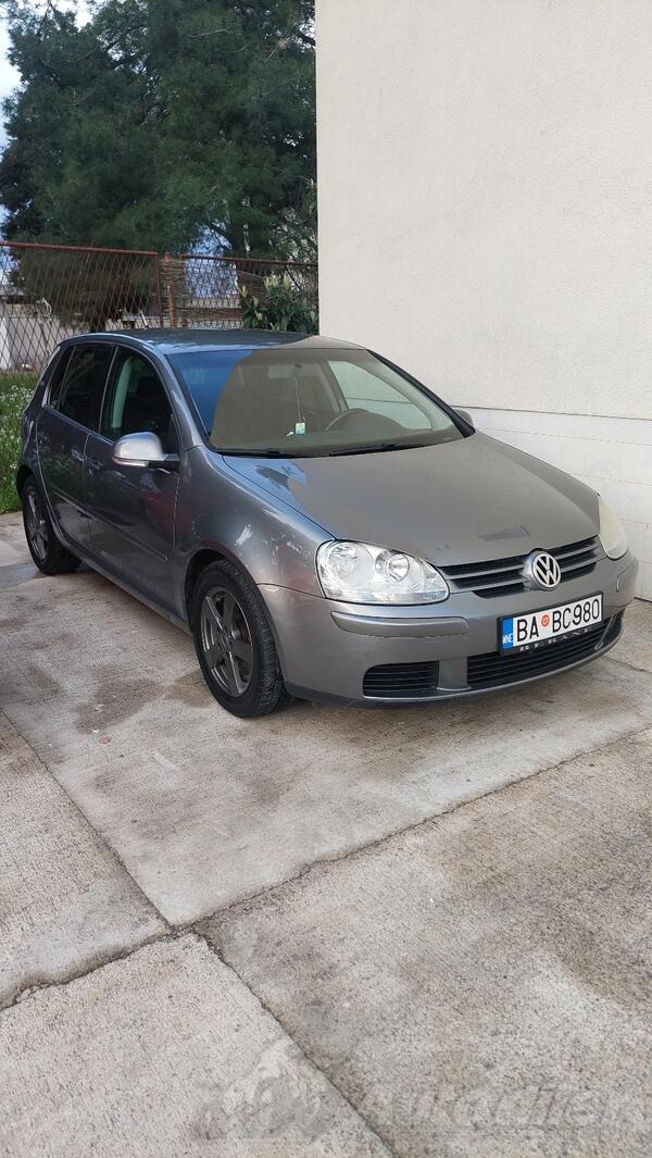 Volkswagen - Golf 5 - 1.9 TDI