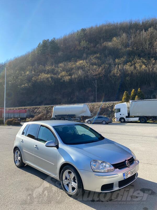 Volkswagen - Golf 5 - 1.9 TDI