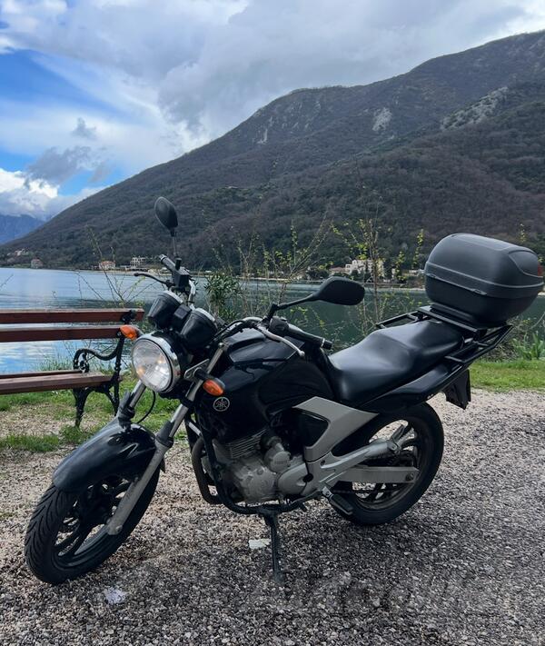 Yamaha - YBR 250