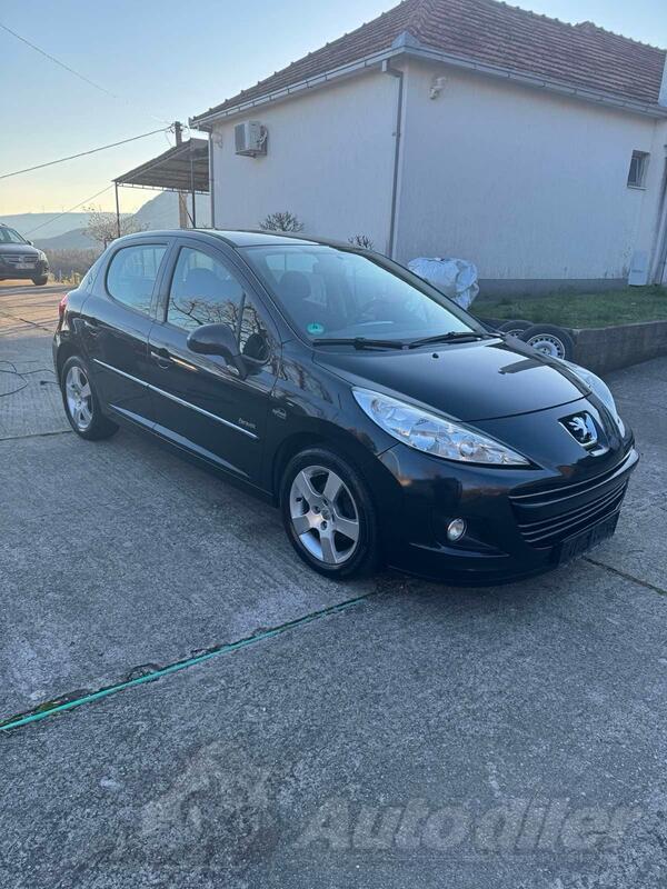 Peugeot - 207 - 1.6