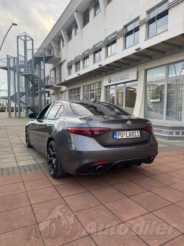 Alfa Romeo - Giulia - Veloce