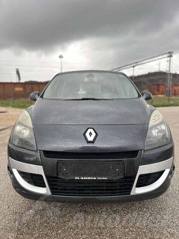 Renault - Scenic - 1.5 DCI