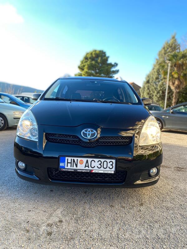 Toyota - Corolla Verso - 2.2 Dx4D