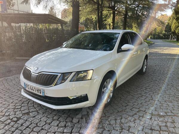 Škoda - Octavia - 1.6 Tdi 85kw
