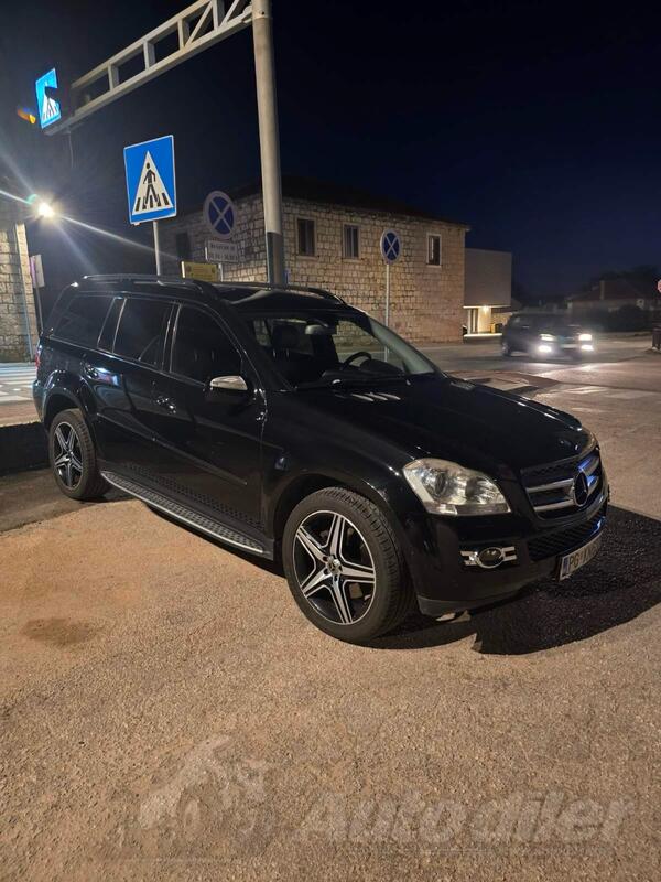 Mercedes Benz - GL 320 - 3.0