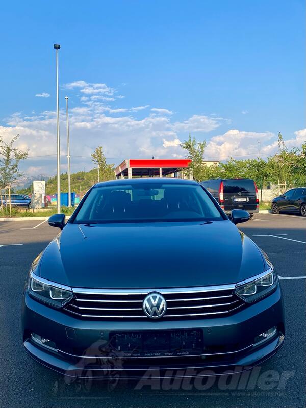 Volkswagen - Passat - 2.0 TDI