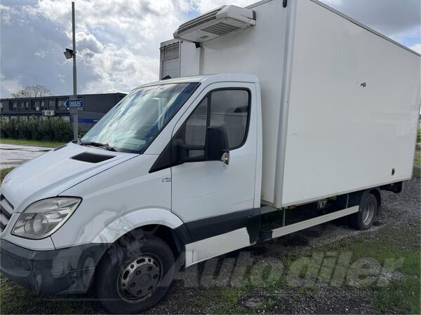 Mercedes Benz - sprinter 516