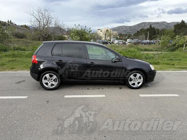 Volkswagen - Golf 5 - 1.9 TDI