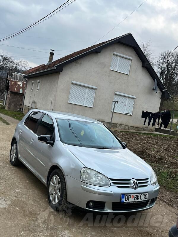 Volkswagen - Golf 5 - 1.9