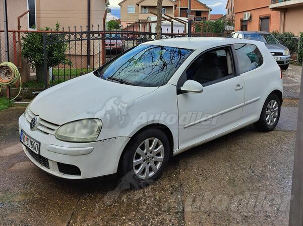Volkswagen - Golf 5 - 1.9 Tdi