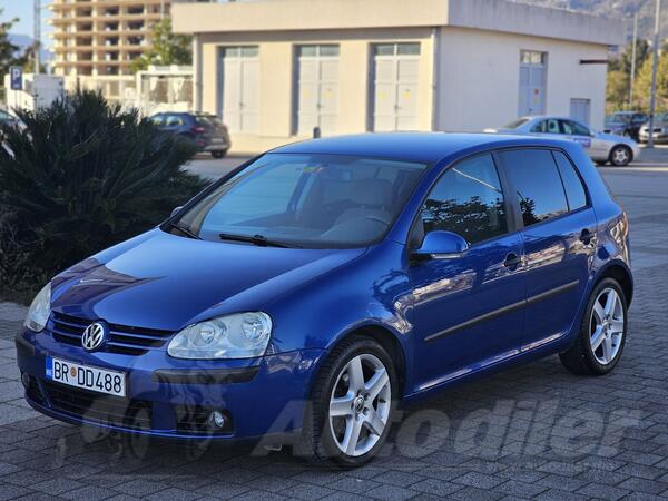 Volkswagen - Golf 5 - 2.0TDI 4Motion