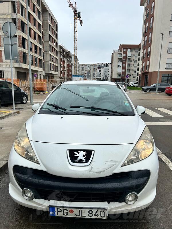 Peugeot - 207 - 1.4