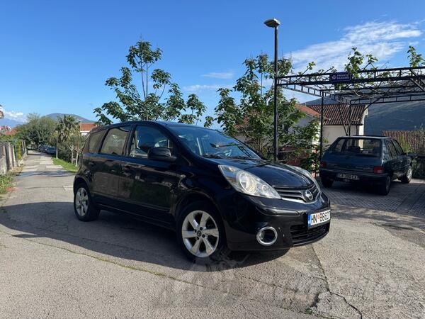 Nissan - Note - 1.6i automatik