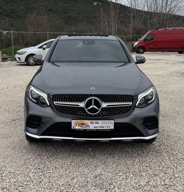 Mercedes Benz - GLC 350 - D 4 MATIC AMG 12/2017g