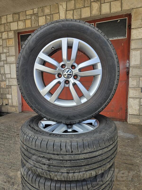 Fabričke felne i 215-65-R16 Tiguan gume