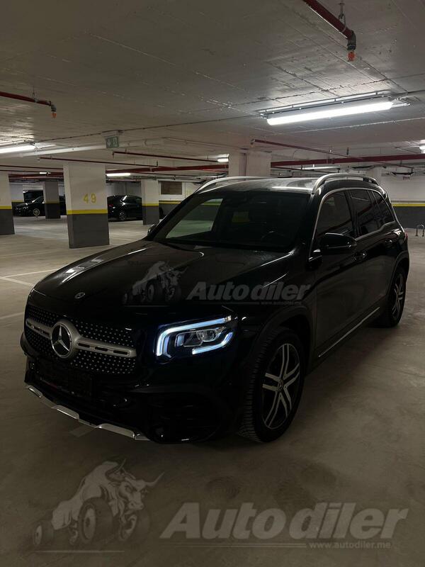 Mercedes Benz - GLB 200
