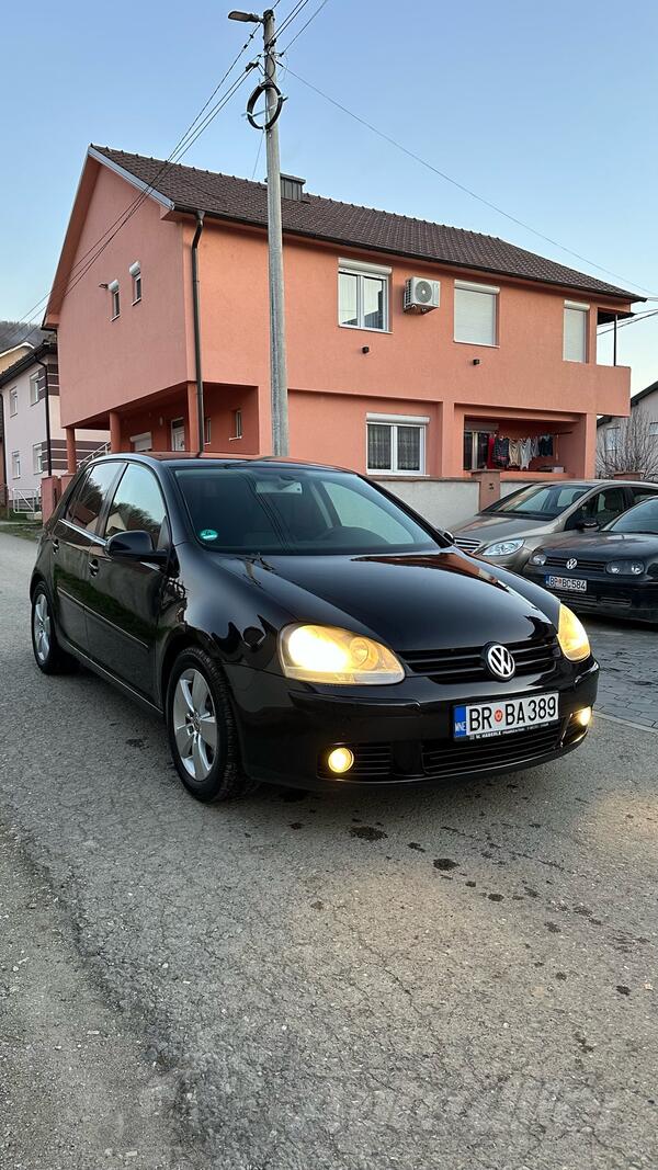 Volkswagen - Golf 5