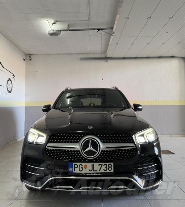 Mercedes Benz - GLE 300 - AMG line 4MATIC
