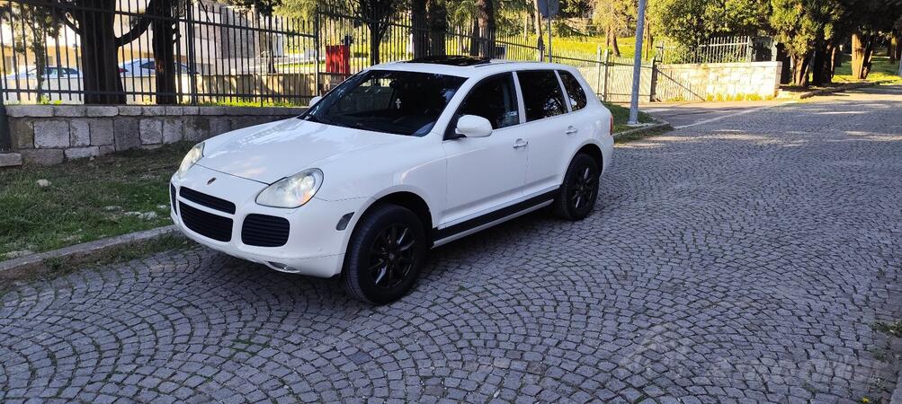 Porsche - Cayenne - 4.5