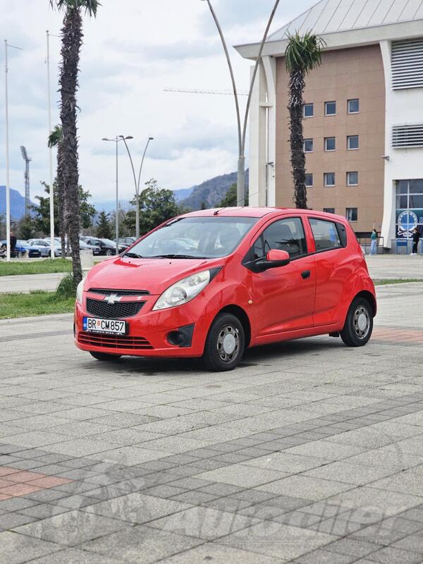 Chevrolet - Spark - 1000cc