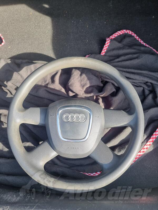 Volan za A4 god. 2008