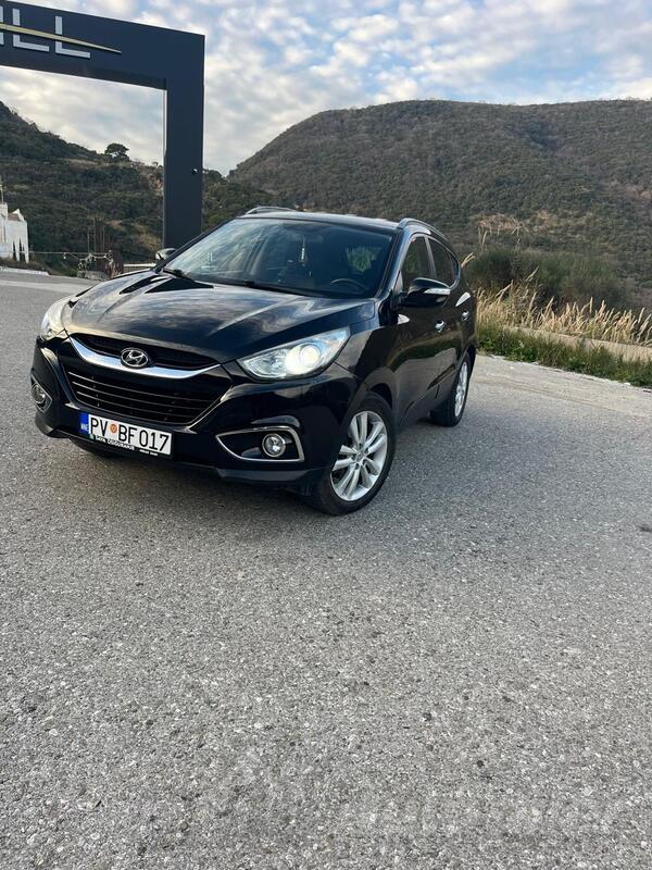 Hyundai - iX35 - 2.0 CRDI 4WD