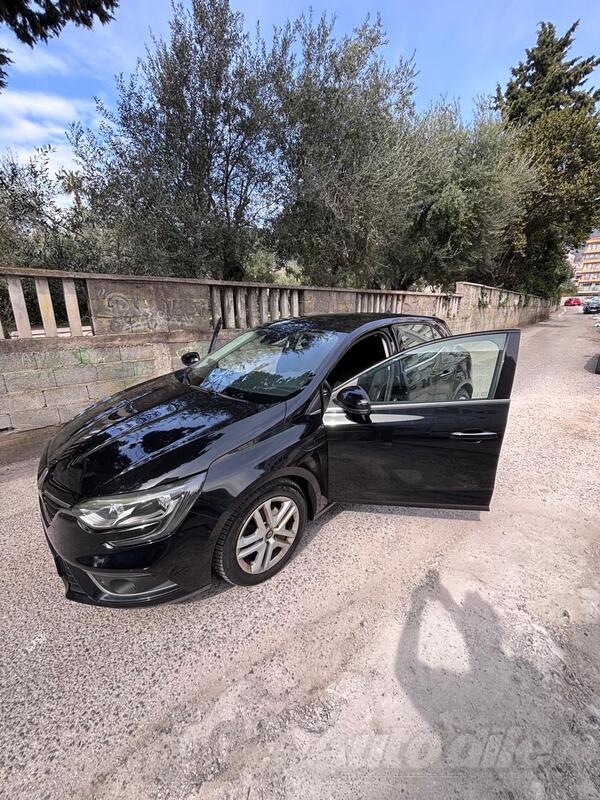 Renault - Megane