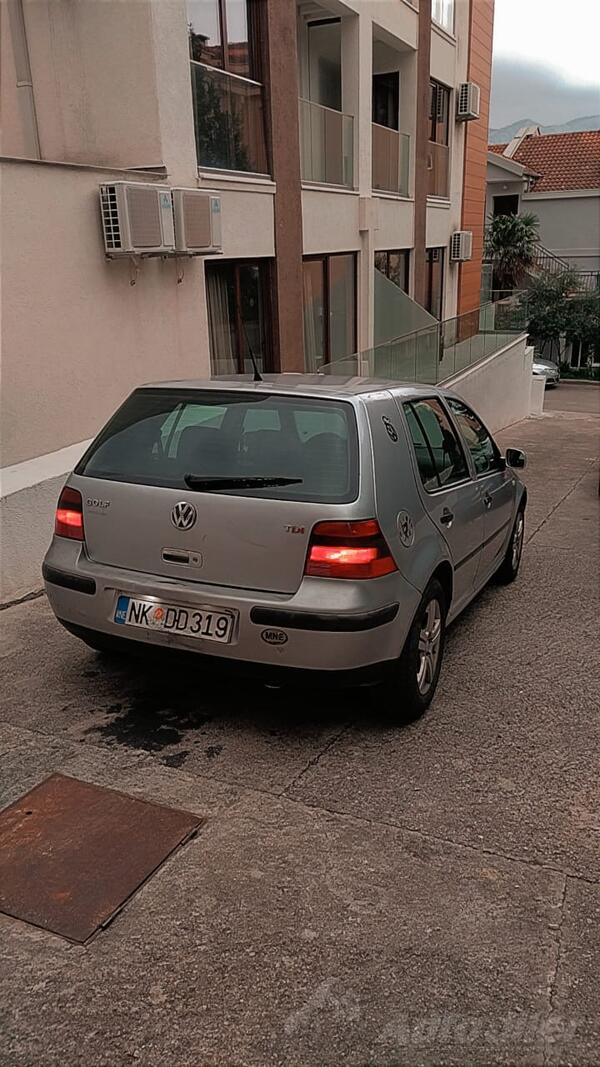 Volkswagen - Golf 4 - 1.9