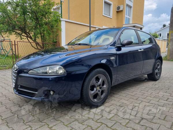 Alfa Romeo - 147 - 1.9 JTDm