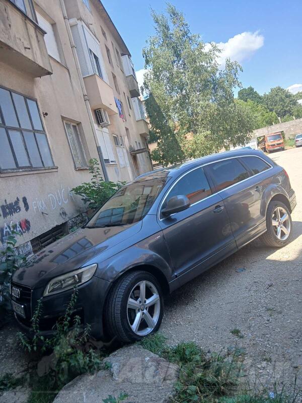 Audi - SQ7 - Q7  3.0  V6 tdi