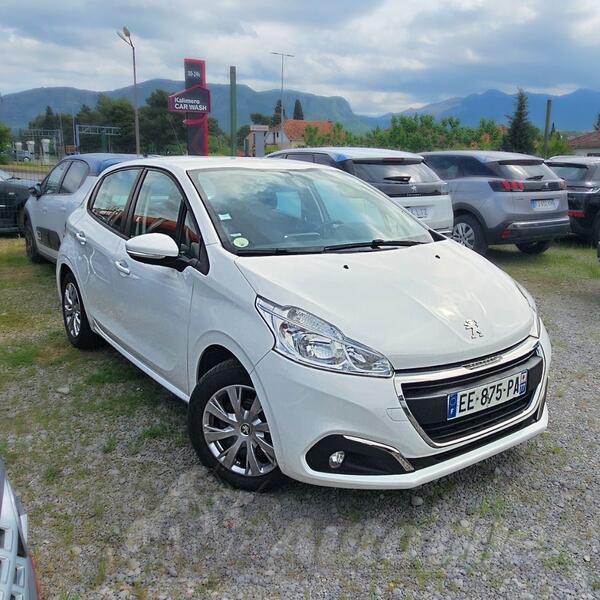 Peugeot - 208 - 1.6 BLUEHDI
