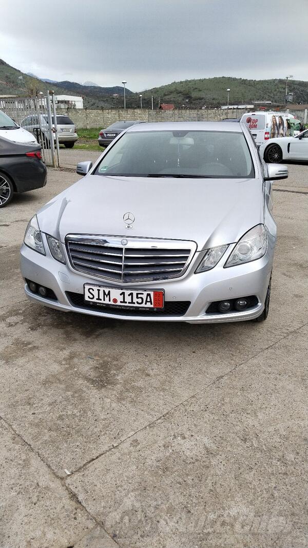 Mercedes Benz - E 250 - CDU BlueEFF