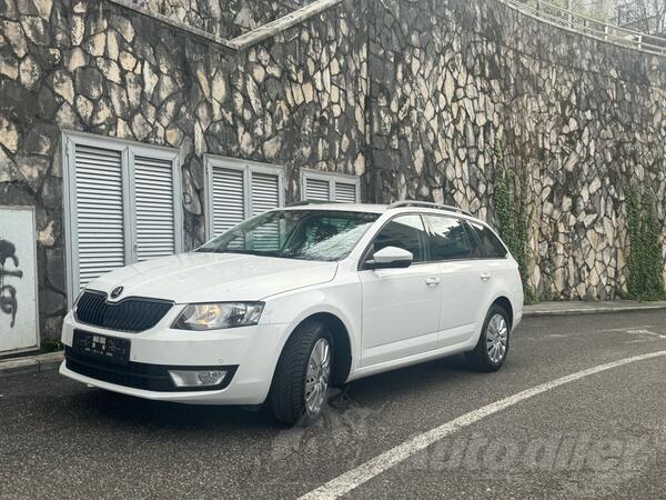 Škoda - Octavia - 1.6 77kw AUTOMATIK