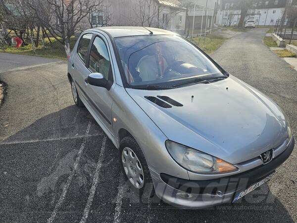 Peugeot - 206 - 1.4