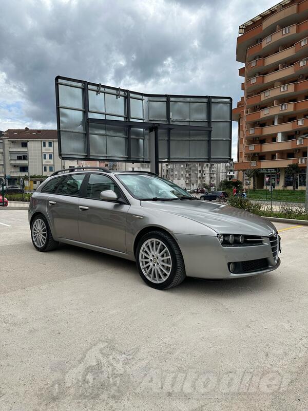 Alfa Romeo - 159 - 2.4 JTDm