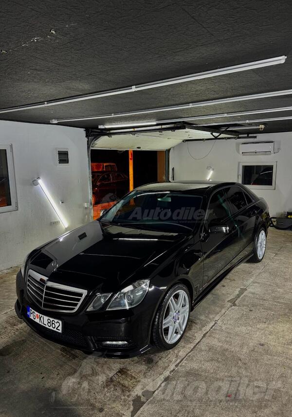 Mercedes Benz - E 220 - Amg paket