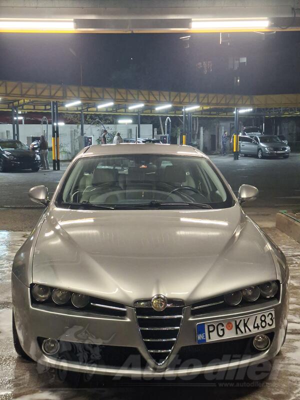 Alfa Romeo - 159 - 2.4 jtdm